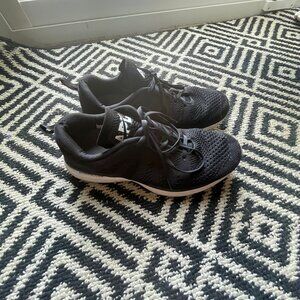 APL Shoes